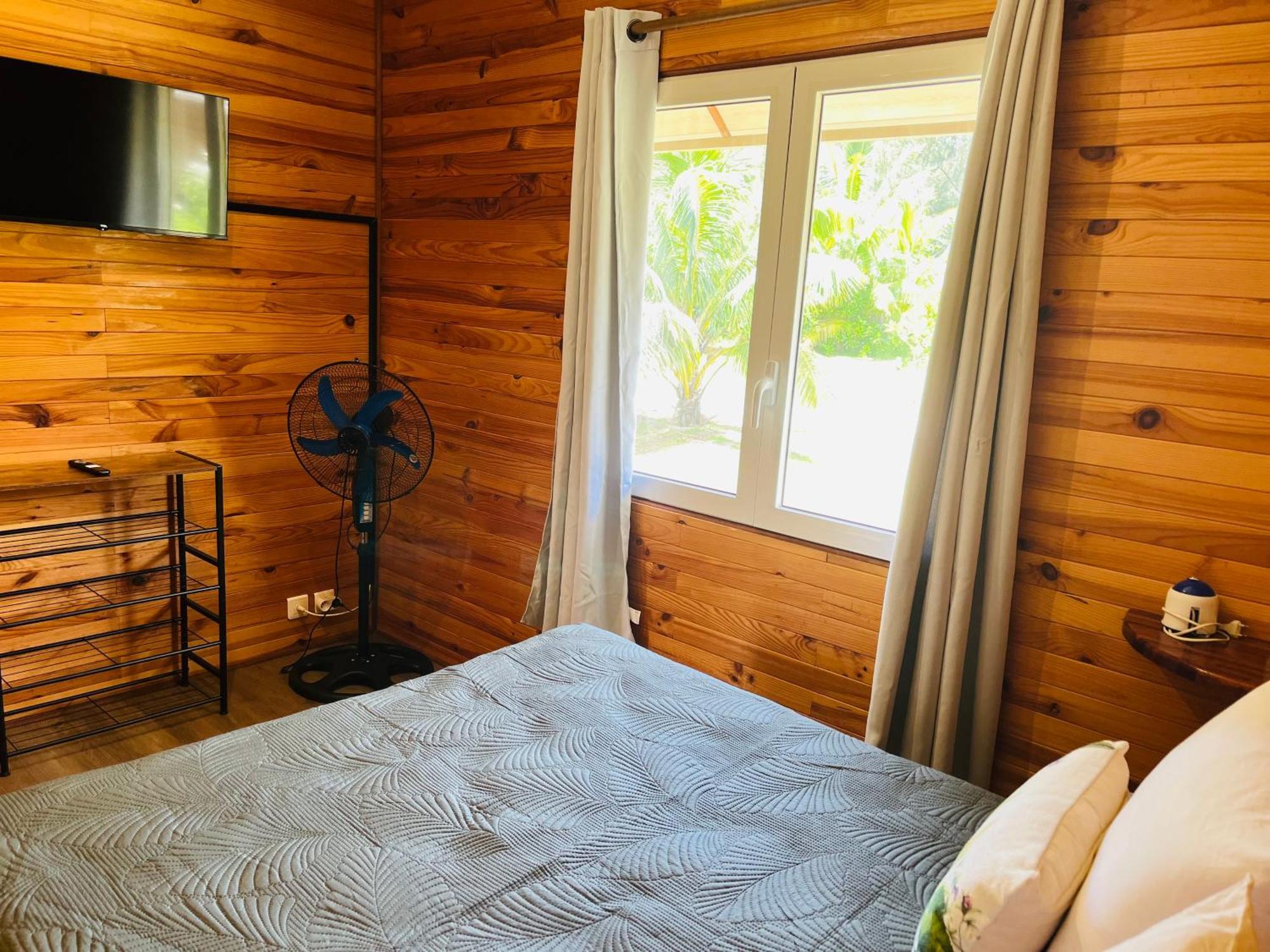 Bungalow Kura Moorea Exteriör bild